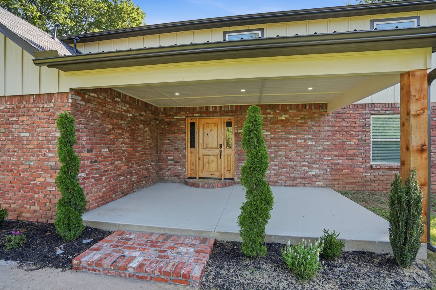 Owasso home renovated entrance